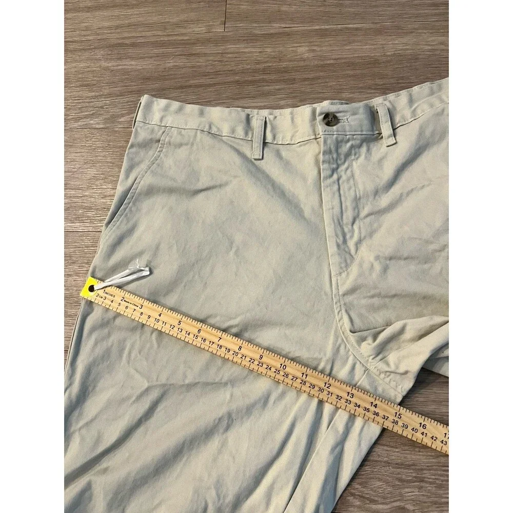 Eddie Bauer Men's Beige Cotton Chino Shorts Flat Front Pockets Size 40 0087